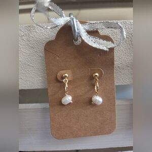 Elegant Gold and White Pearl Drop Earrings